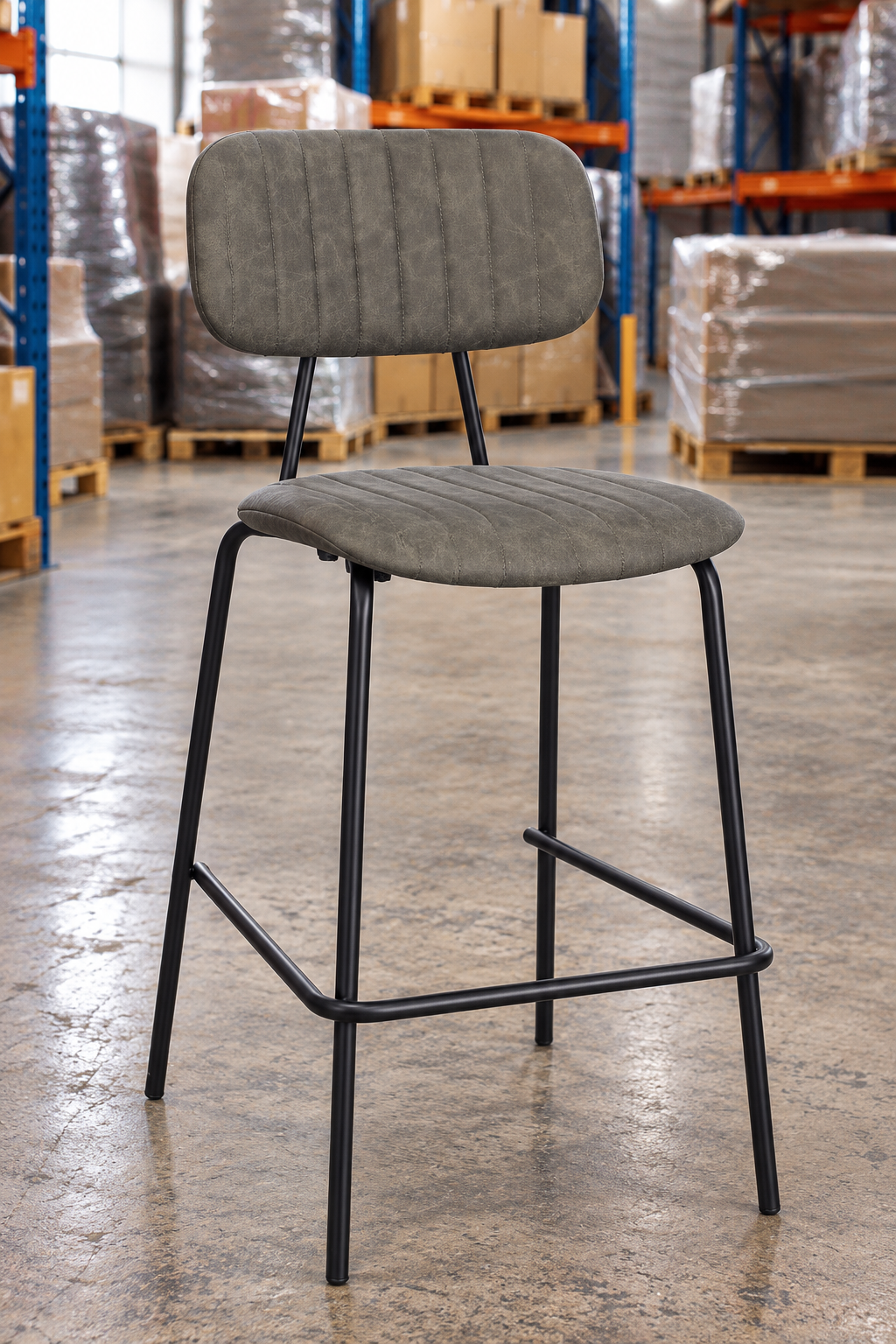 Chelsea Highchair Grey / Black Frame.